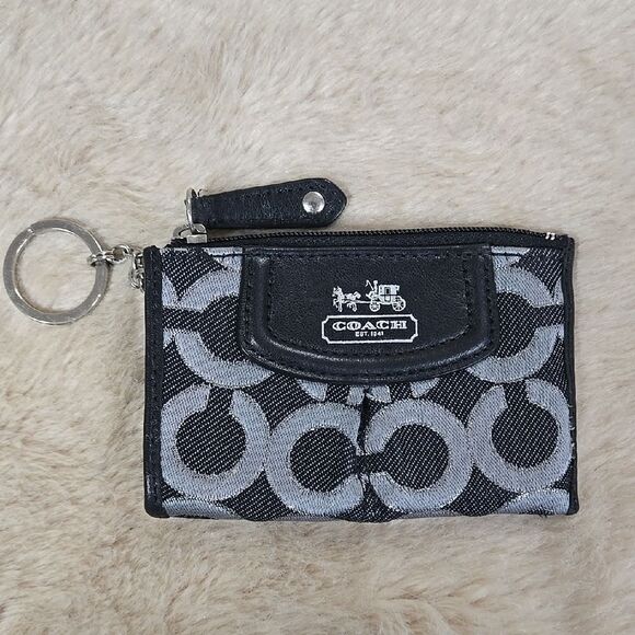 COACH BLACK AND SILVER SIGNATURE C CREDIT CARD CASE - Picture 1 of 4